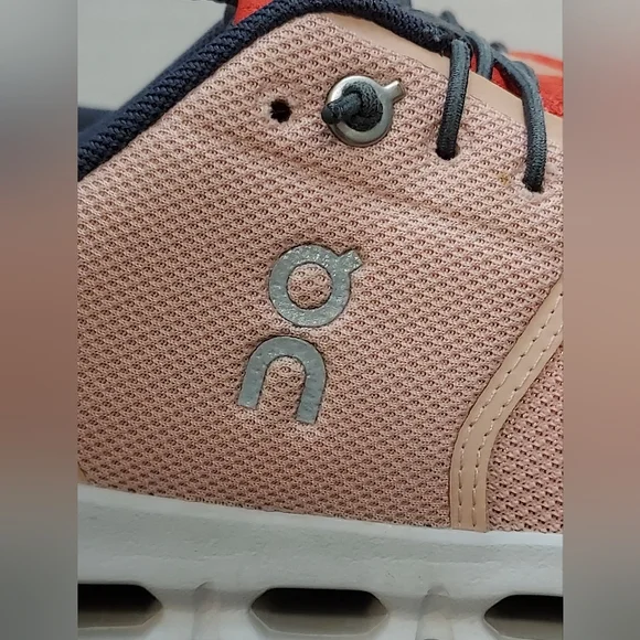 On Cloud Sky Rose Red Pink Youth Size 4.5 Style 3YD11440645 - Picture 8 of 16